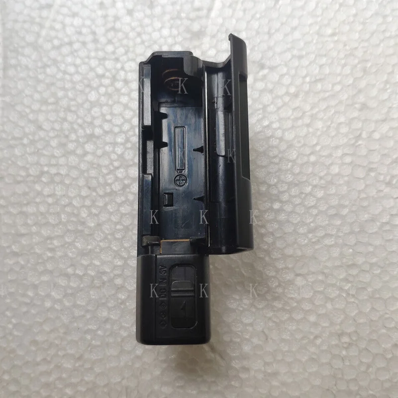 FOR  CD Walkman CD players Original Sony Battery Case EBP-16 LR6 Size AA