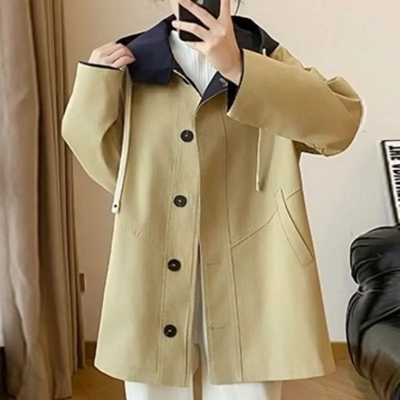 

Длинная ветровка, женское пальто 2026, весенне-осенняя новая куртка больших размеров, тонкая женская верхняя одежда, корейская верхняя одежда с капюшоном контрастного цвета