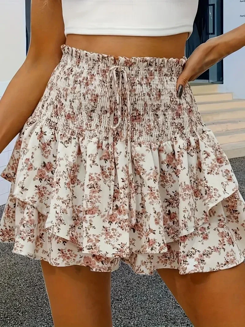 Spring and summer small floral print elastic waist elegant layered hem shorts fashion casual high waist shorts