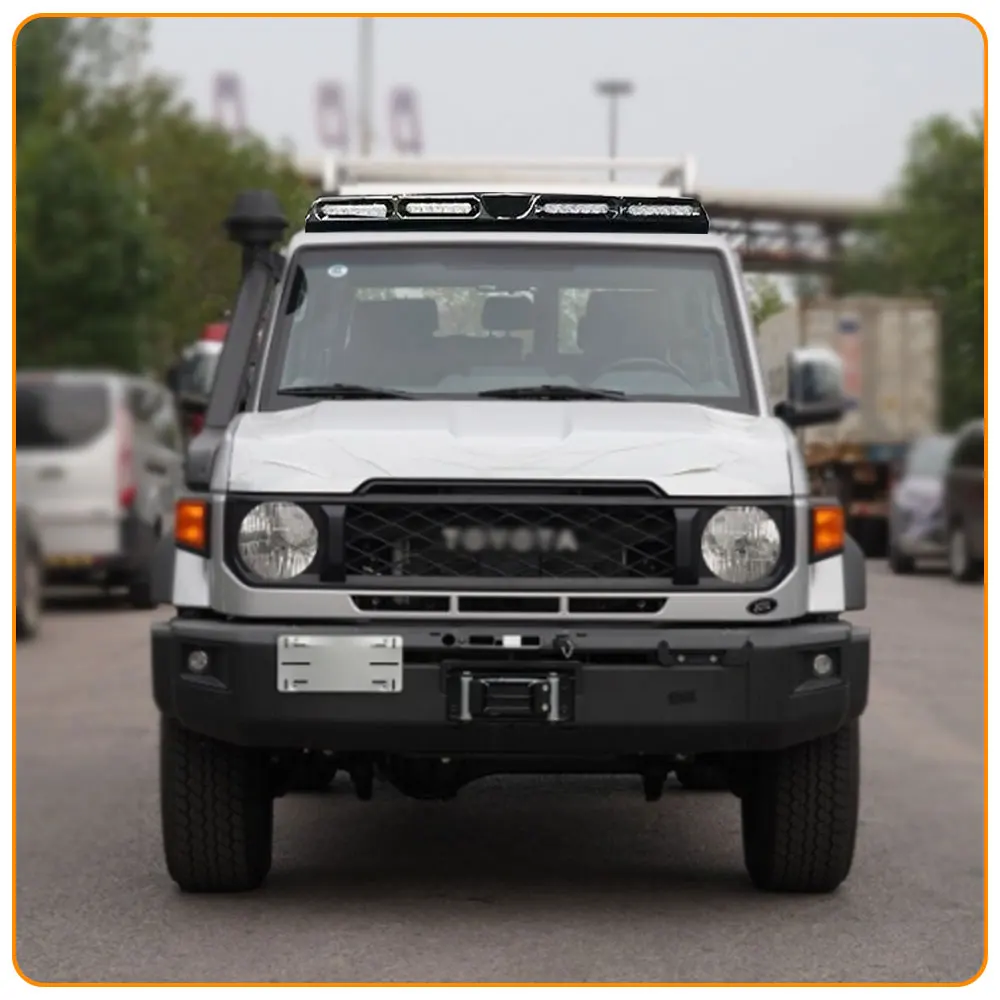 

Front Spoiler Roof Light Top Lamp Bar with LED Bar for Land Cruiser LC76 4-doors