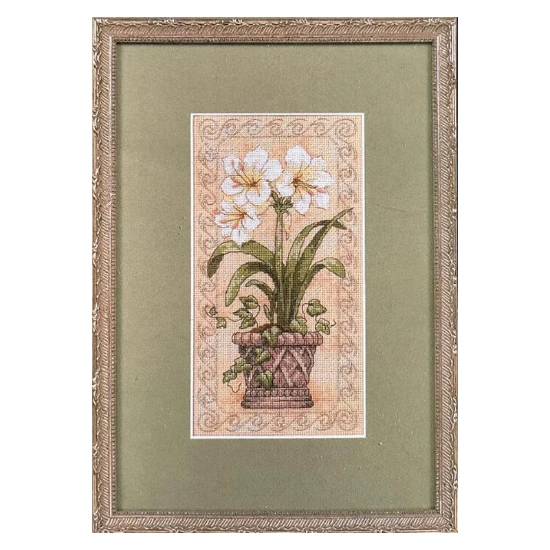 Amishop Gold Collection Counted Cross Stitch Kit, Amaryllis in Bloom Flowers, Potted Plant Dim 06912, DIY Embroidery