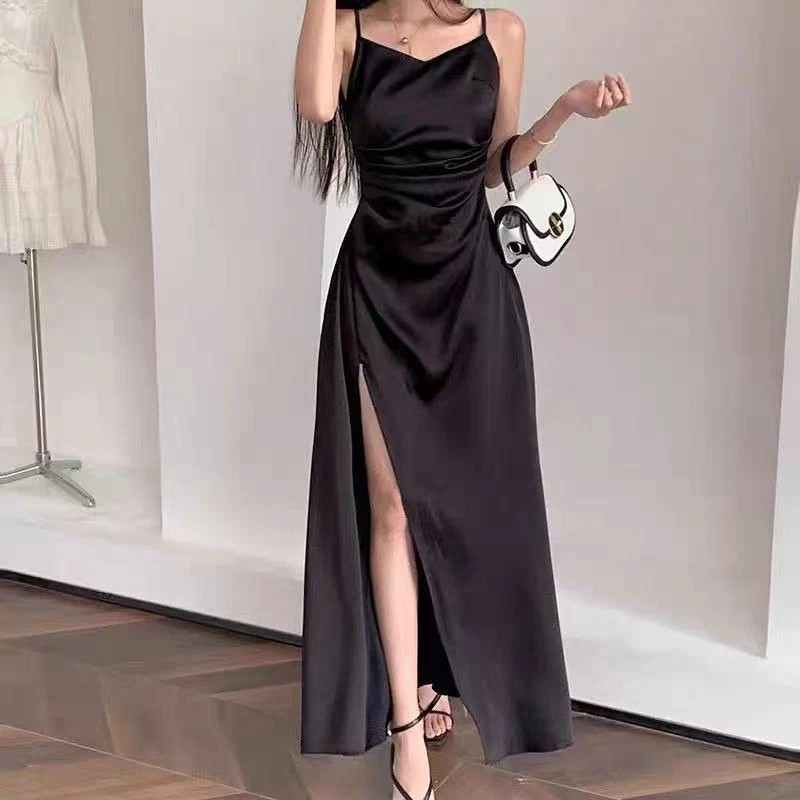 Abito camis con spacco nero Abito estivo da donna sexy senza schienale con spalline Abito longuette Y2K Elegante raso senza maniche Abiti da notte per feste