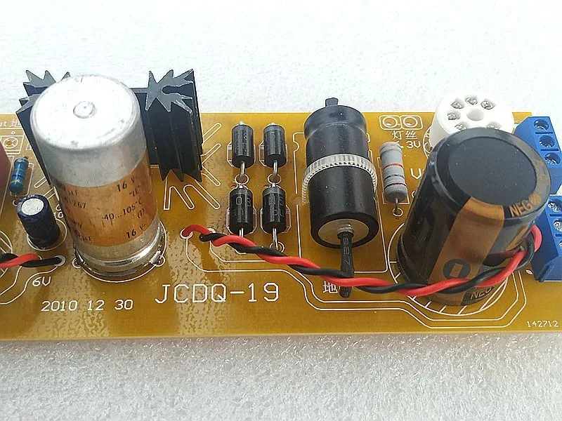 أنبوب إلكتروني 6N11 6DJ8 أنبوب مزدوج Preamp الانتهاء من المجلس