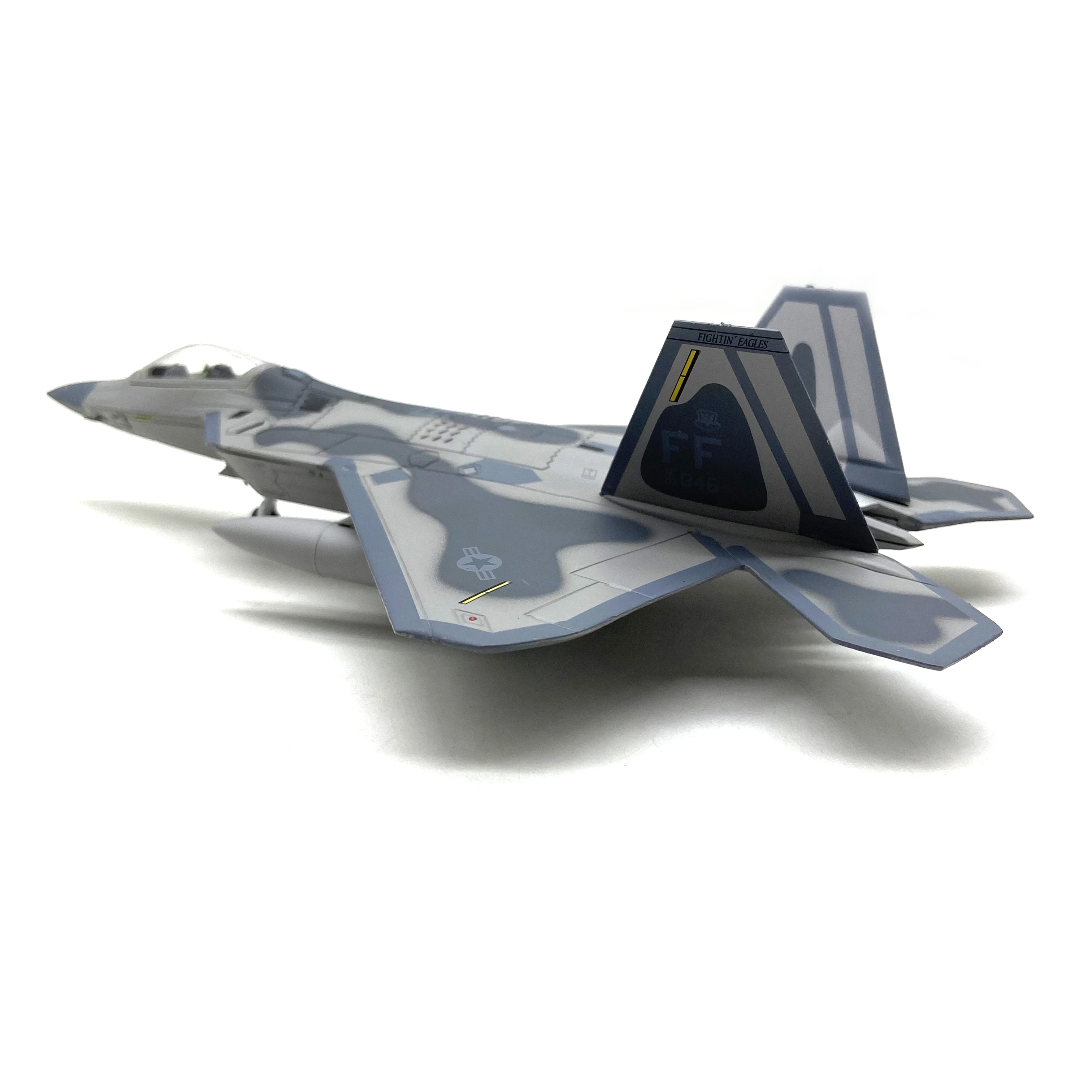 1/100 Scale Aircraft Lockheed Martin F-22 Raptor Metal Plane Model