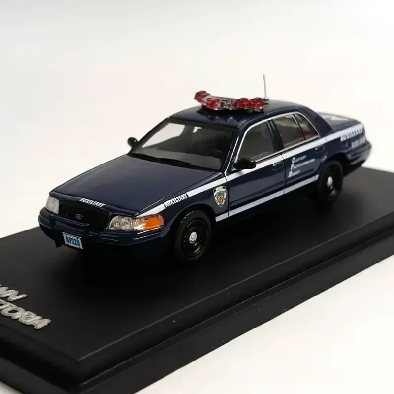 for GOC 1:64 Crown Victoria AP220 Diecast Alloy Police Cruiser with Realistic Details Perfect Desk Ornament and Unique