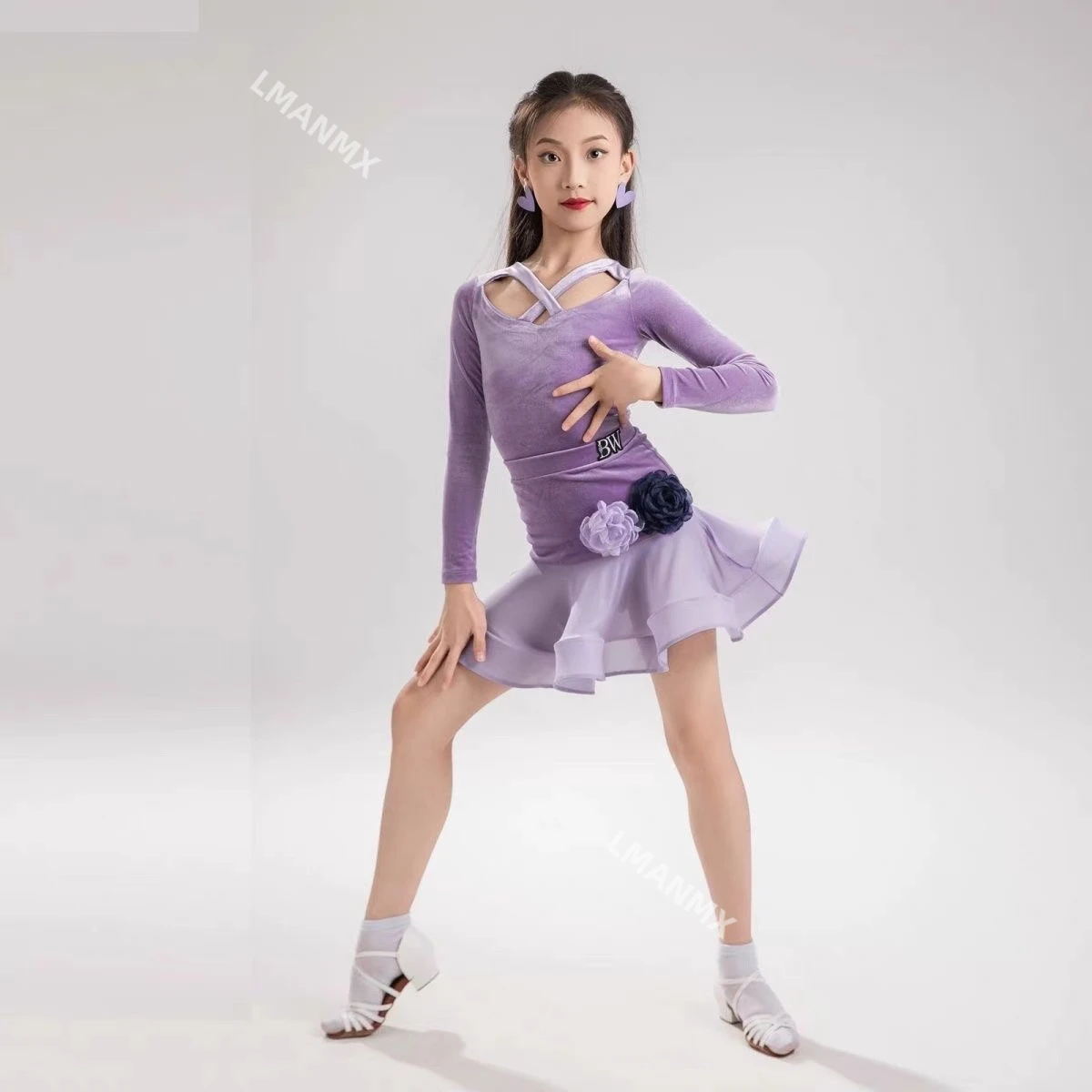 가을 겨울 신상 라틴 댄스 의상, 타로 보라색 대비의 입체 꽃무늬 라틴 연습복