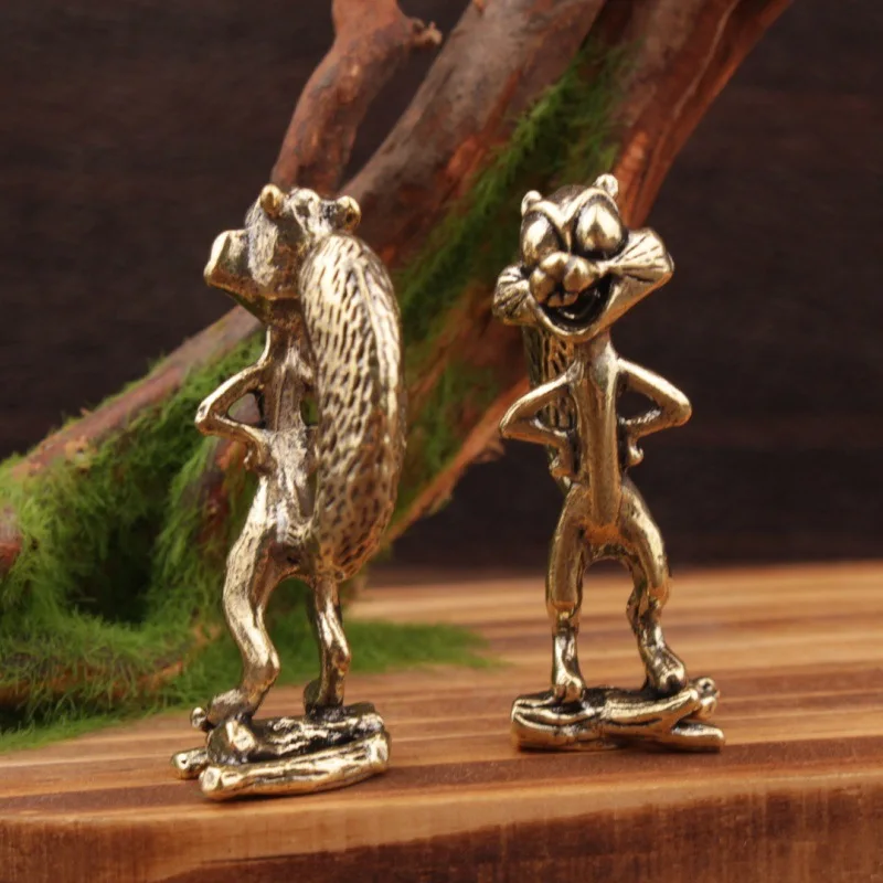 2 Pieces of Pure Brass Old squirrel Home Ornaments for Office desktop squirrel Tea Pet Ornaments