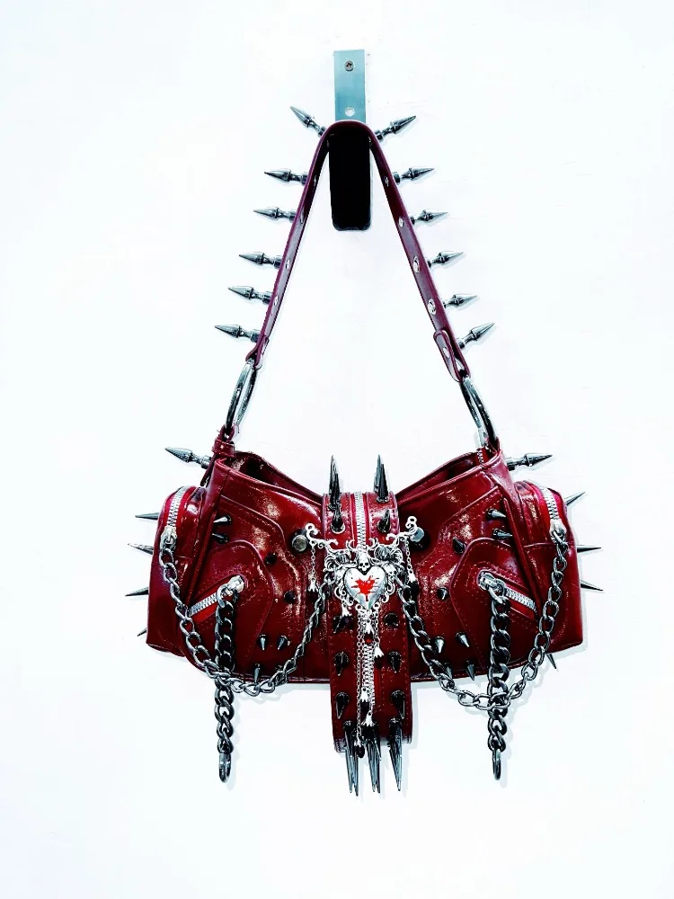 Gothic Punk Rivet Red Chain Heart Decoration Shoulder Bag Y2K Heavy Metal Streetwear Crossbody Bag for Women