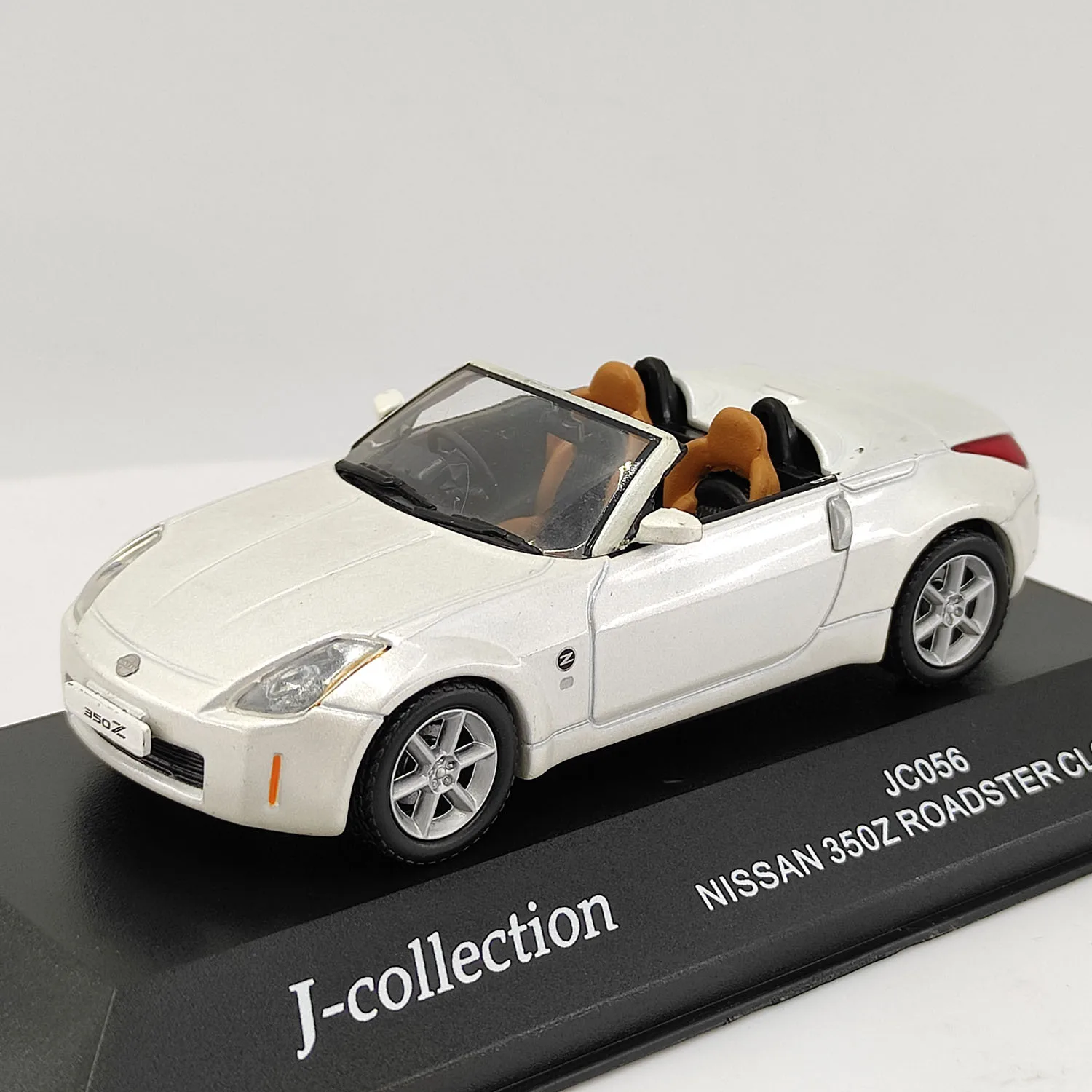 Defekt Diecast JC 1:43 Skala 350Z ROADSTER ZAMKNIĘTY Kabriolet Model Samochodu ze Stopu Kolekcjonerski Prezent Pamiątka Ozdoba Ekspozycyjna