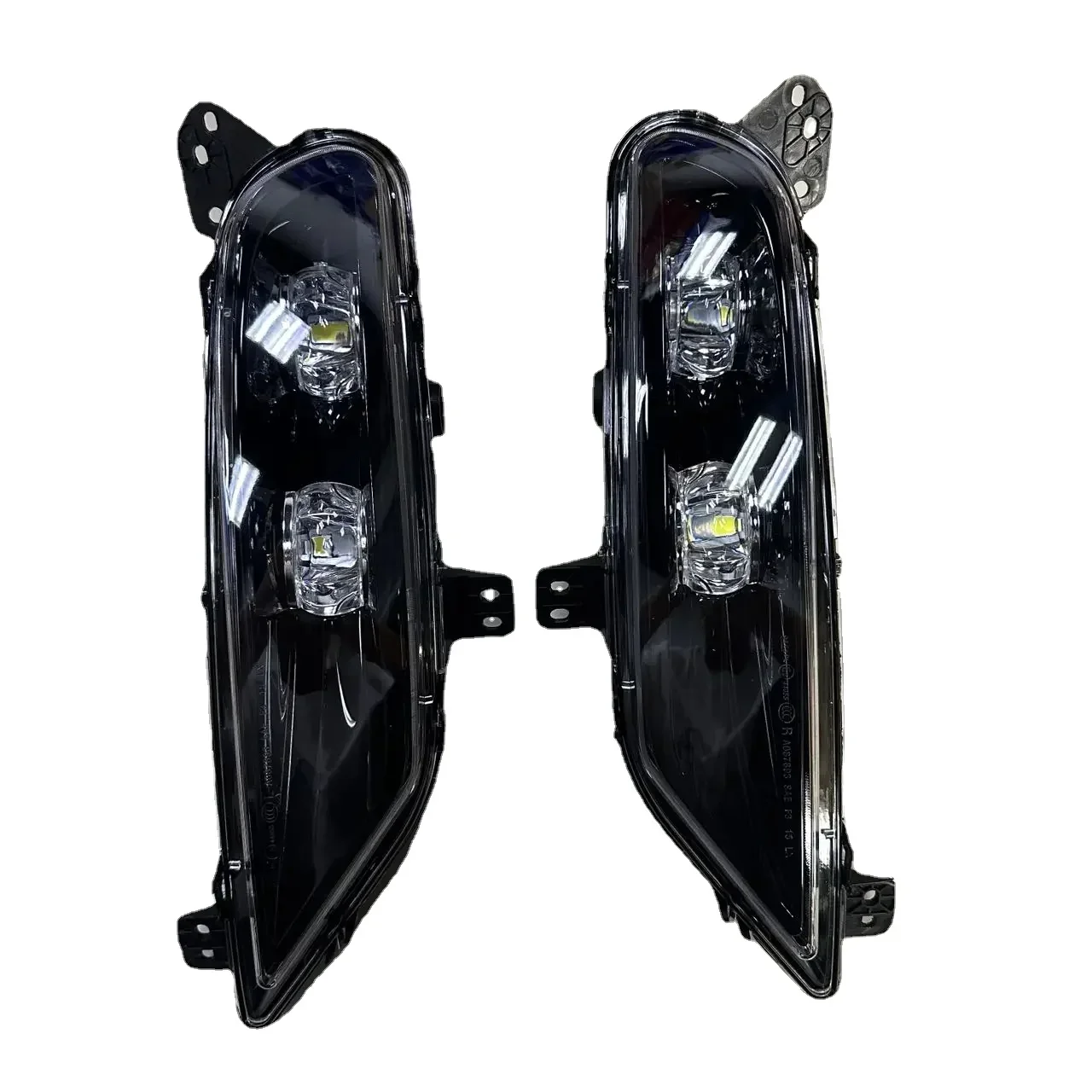 For 2015-2020 Chrysler 300c Front bumper lights fog 68294008AA  68214426AB  68294009AA 68214425AB