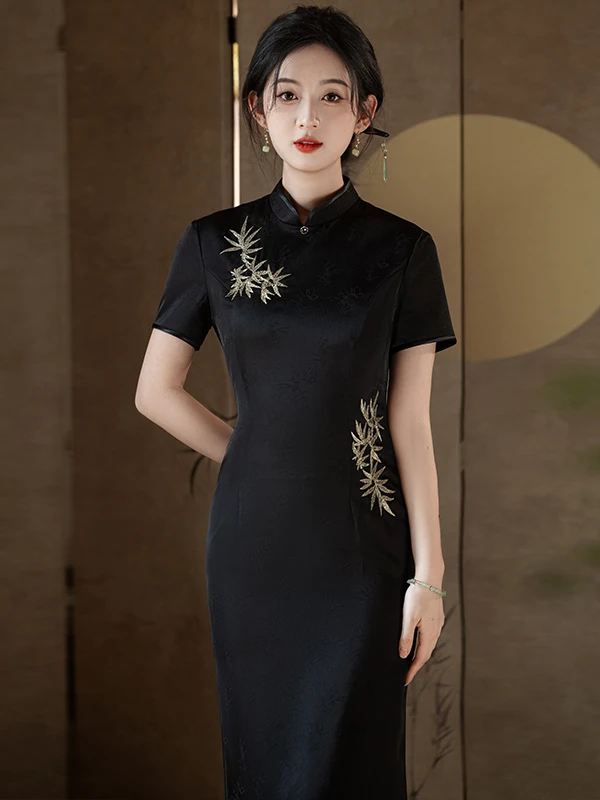 

Элегантное черное вышитое длинное винтажное китайское платье с эффектом похудения, дышащее, с коротким рукавом, летнее