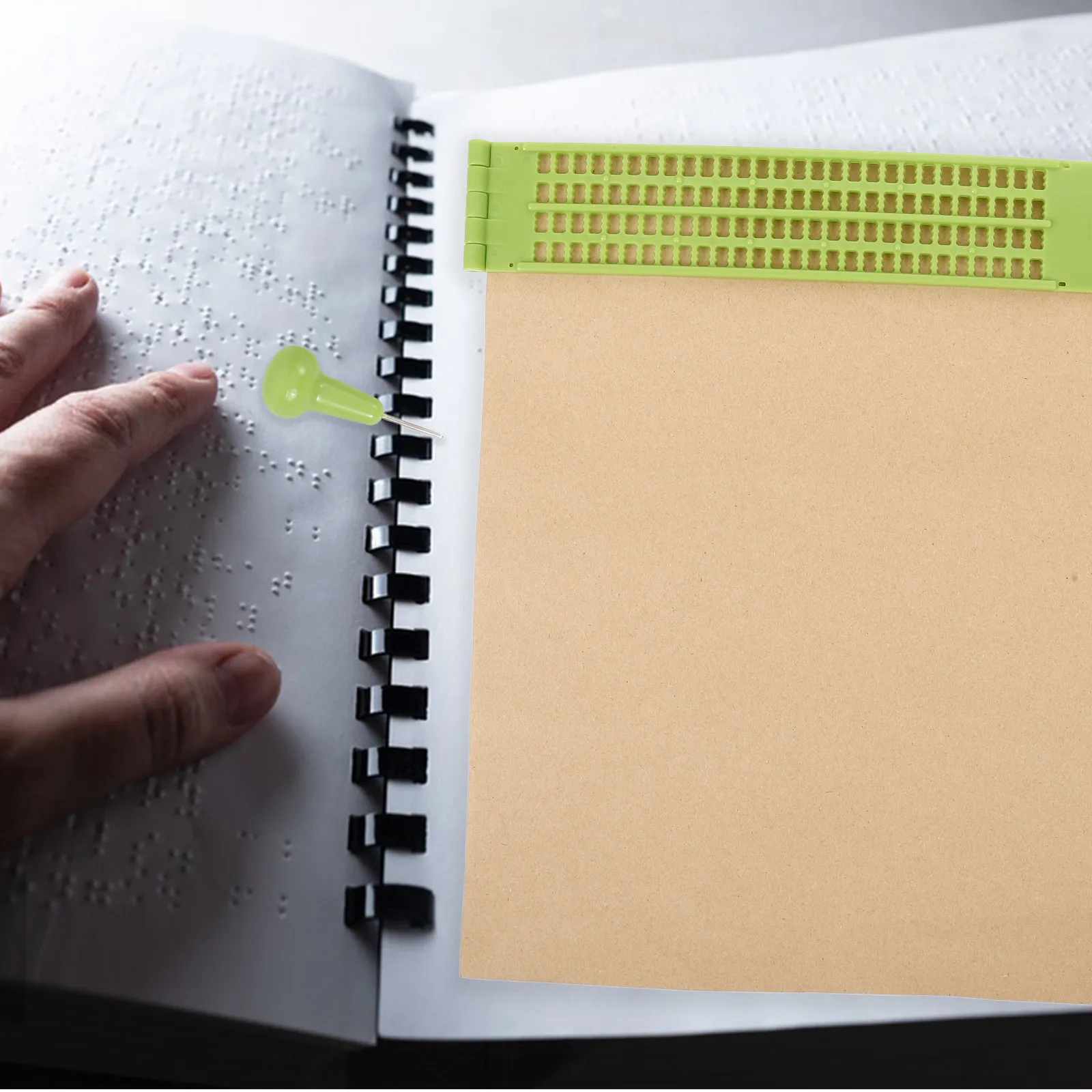 

1 Set Writing Kit Portable Plastic Braille Board For Blind Braille Paper Set Practice Papers Office Supplies Health Care