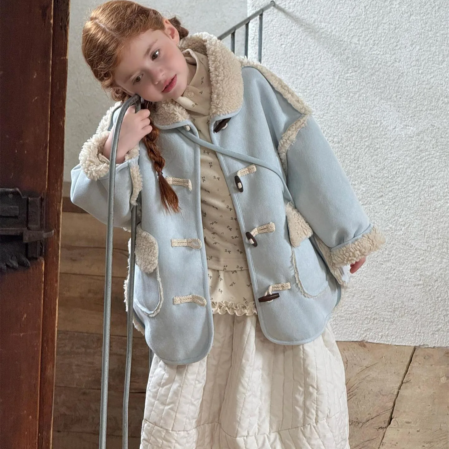 

Girls Coat 2025 Winter New Style Fur Integrated Composite Warm Medium Long Coat Sweet Cute Fashionable Daily Temperament