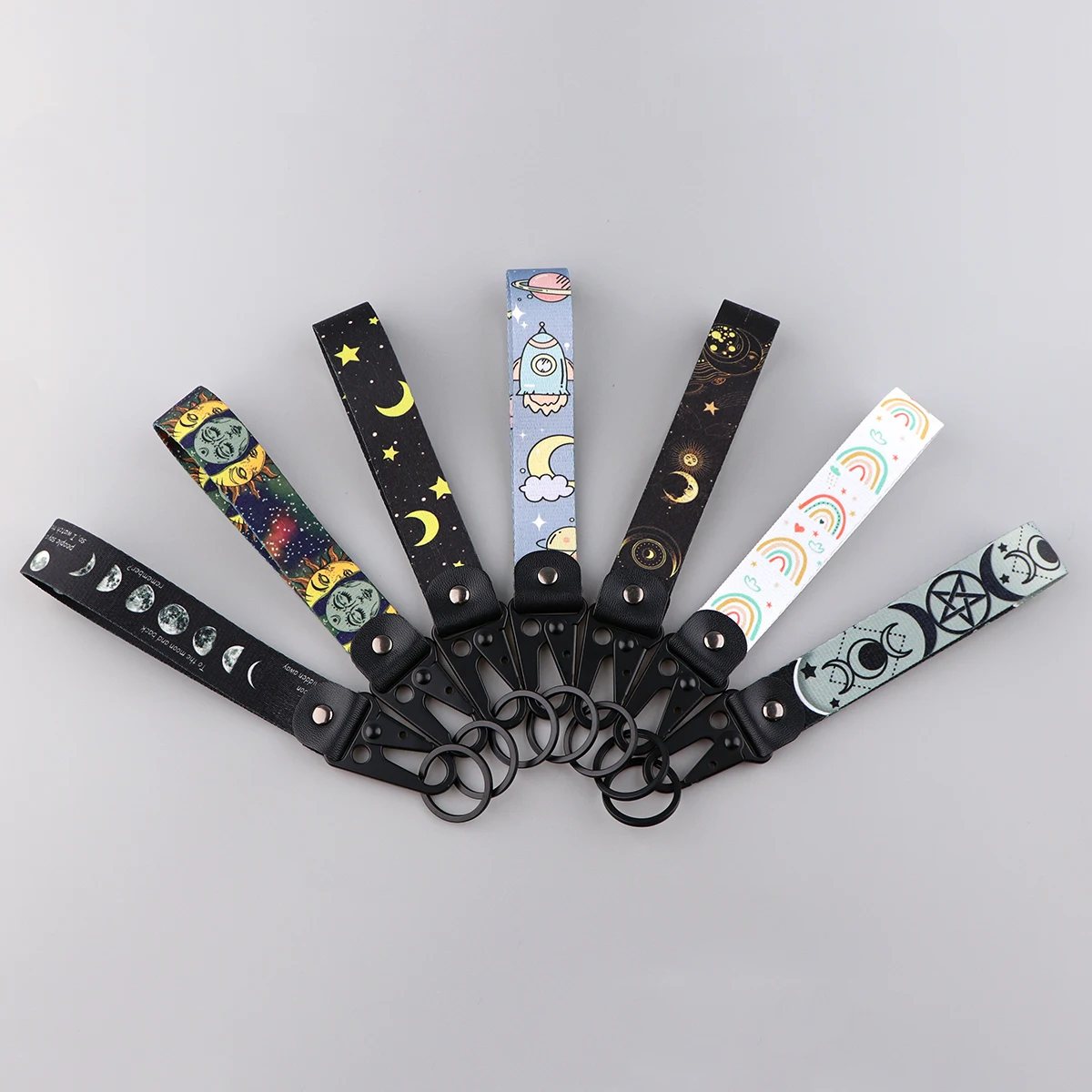 

ER2035 Rainbow Moon Short Lanyard Wrist Strap Keychain Tags Key Fob Backpack Key Holder Car Key Ring Accessories