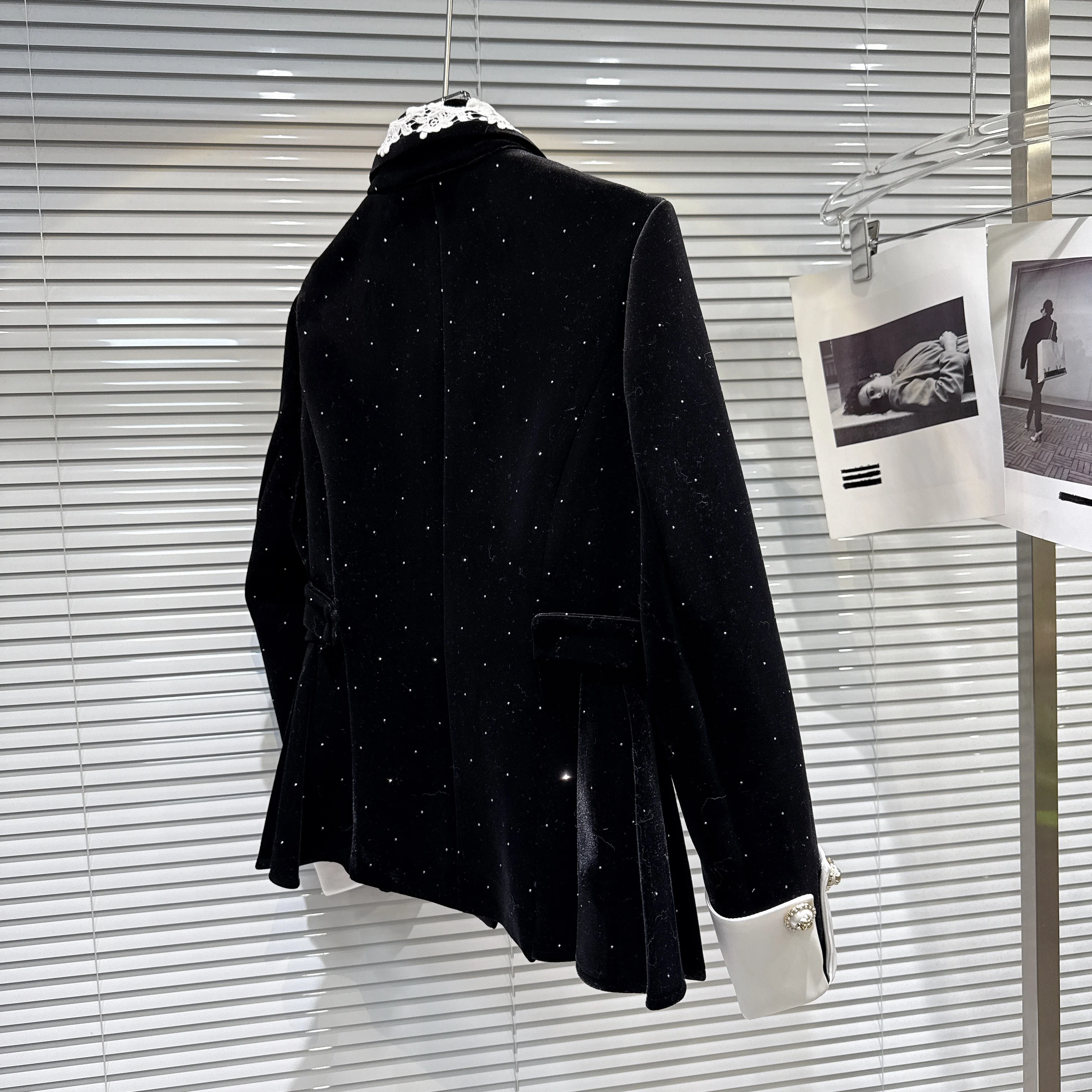 Français élégant Socialite diamant velours simple boutonnage vers le bas manteau taille haute moulante Mini jupe deux pièces ensemble pour les femmes hiver