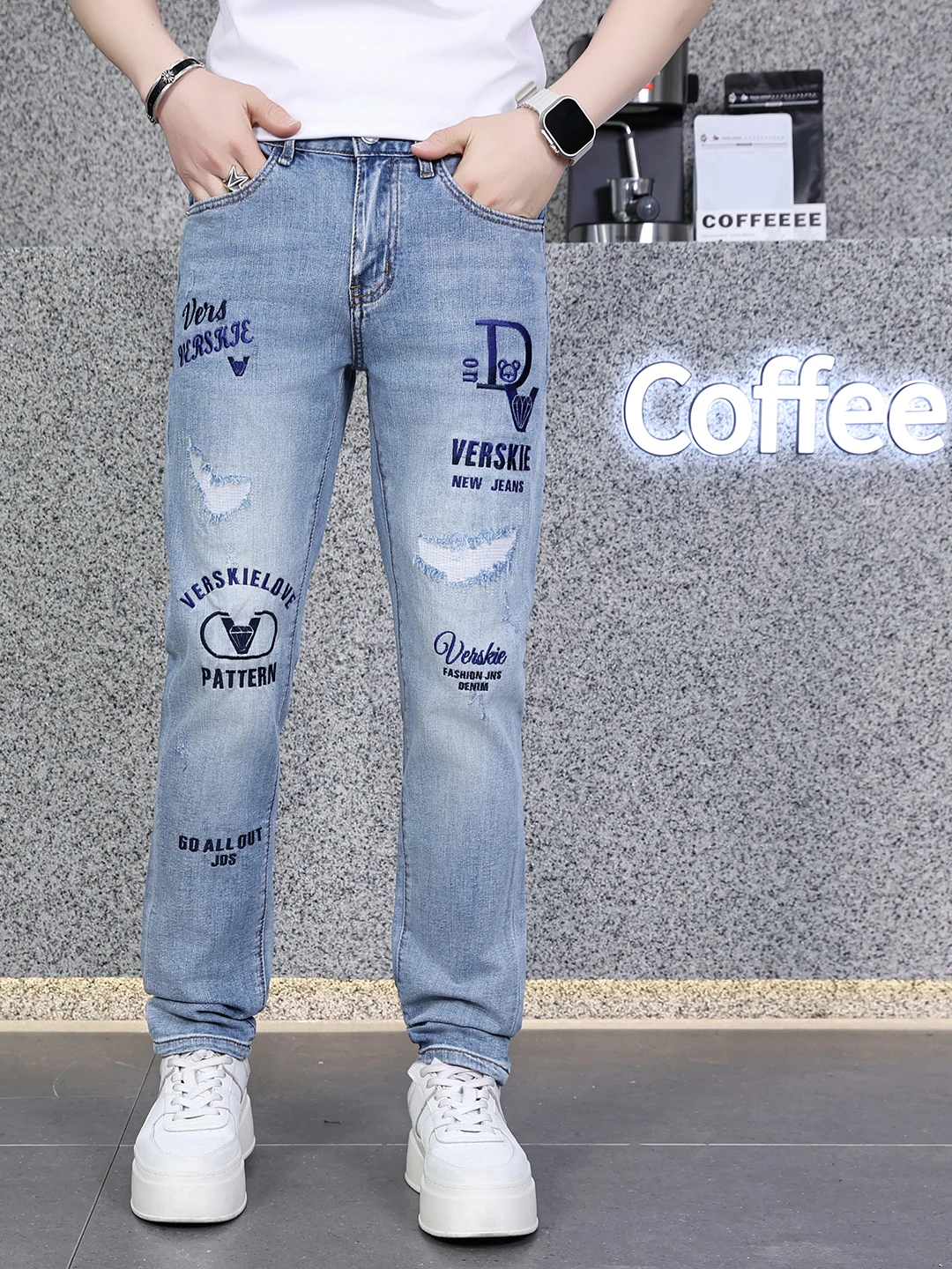 Retro Embroidered Hole Rhinestone Men's Jeans Spring Slim Fit Casual Versatile Long Trousers Trendy Cotton Stretch Denim