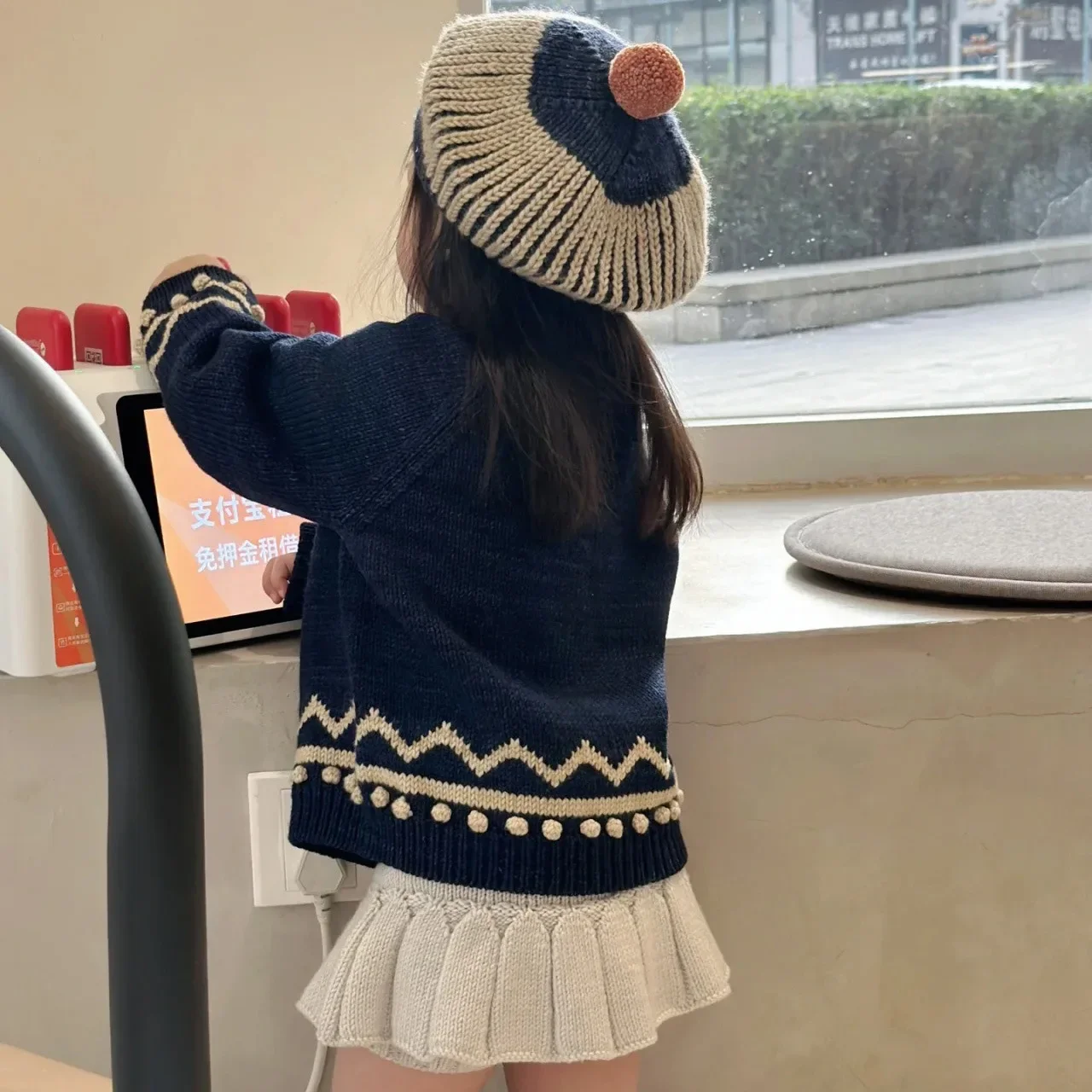 Hand-made ball girl knitted cardigan Tibetan blue lapel sweater thick coat sweater European and American style Misha Puff