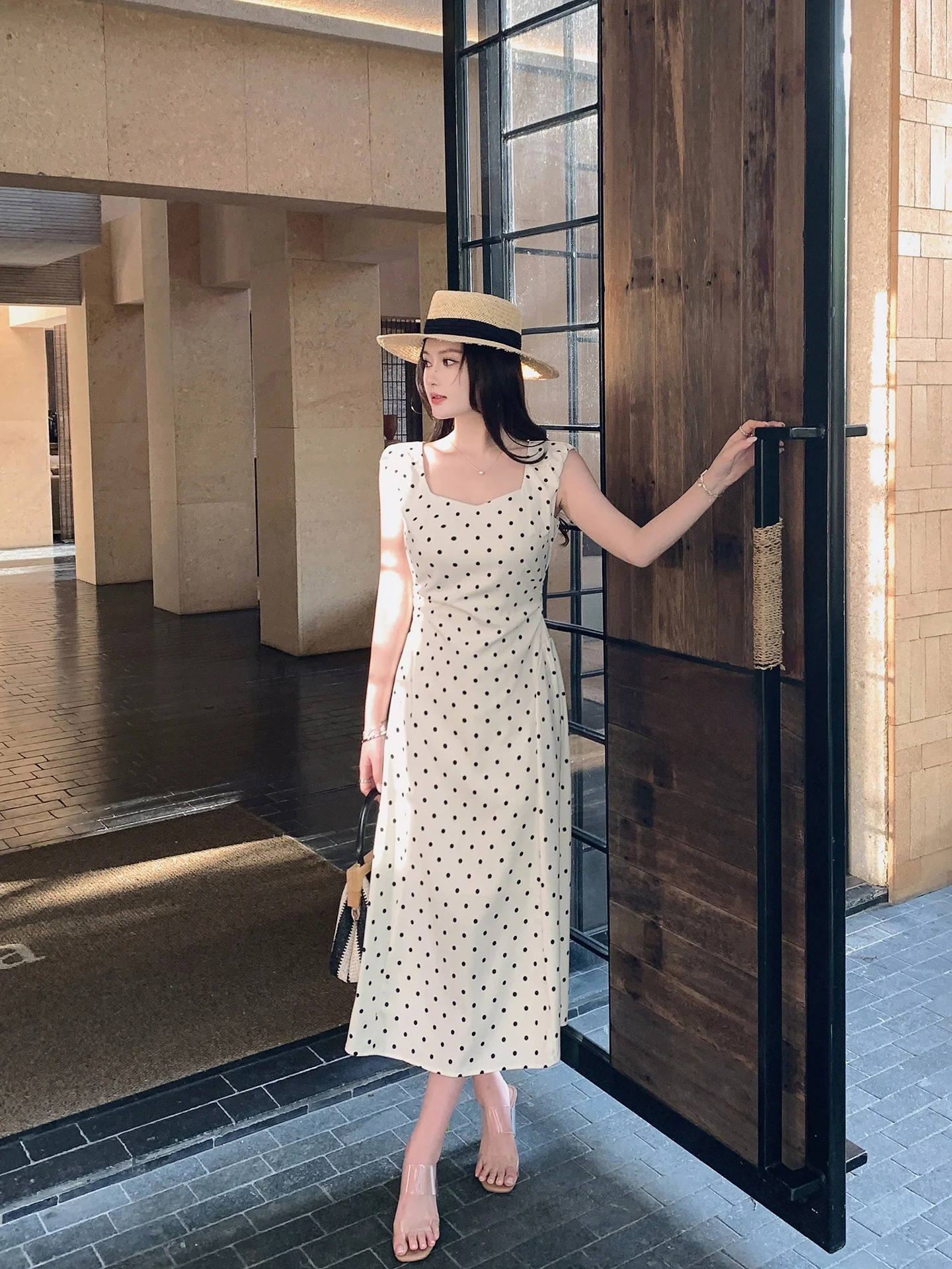 

Женское летнее элегантное приталенное платье Island Song Lady в стиле ретро с белым принтом в горошек, квадратным вырезом и юбкой А-силуэта