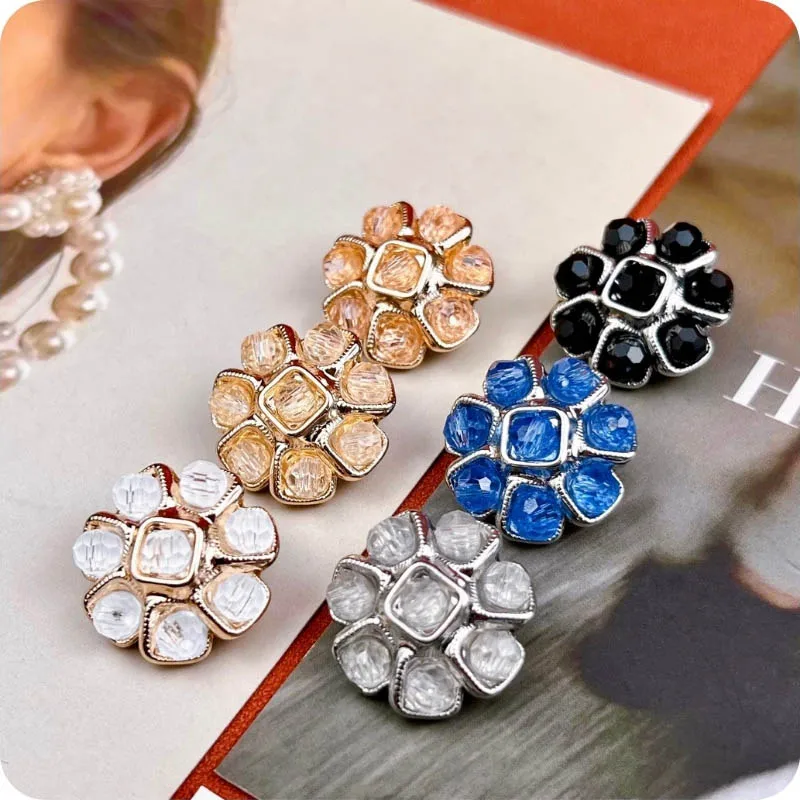 

10pcs 18MM/22MM Metal Button Sewing Clothing Inlaid Beads Decorative Button Golden Flower Shape Buttons DIY Craft Accessories