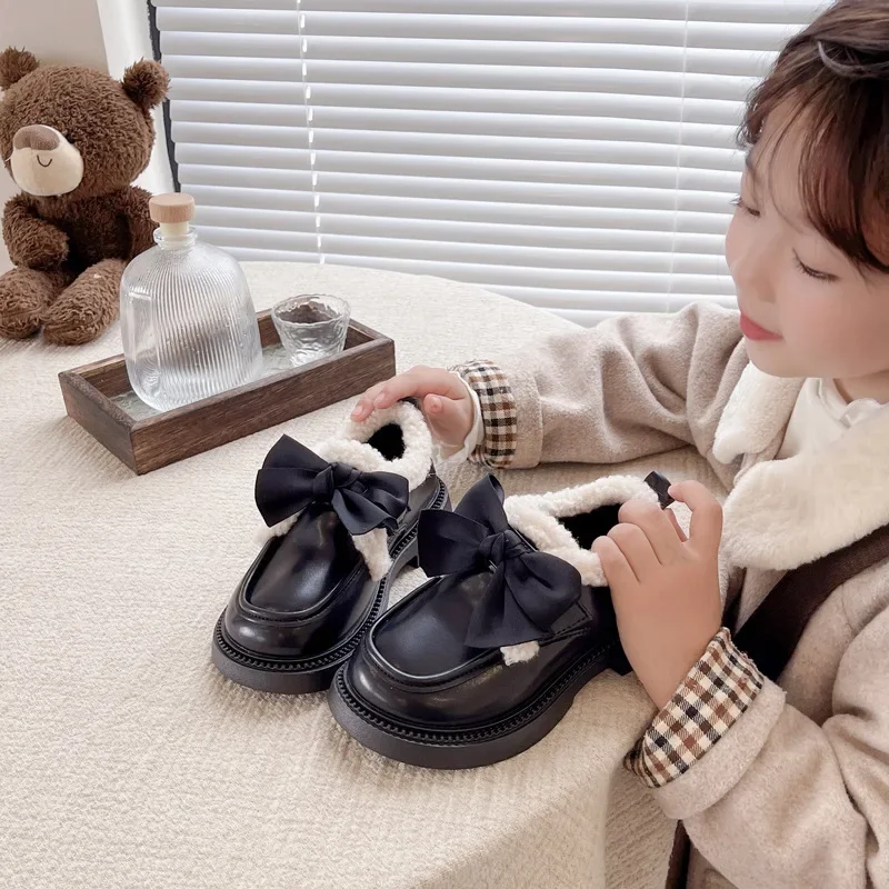 

British Style Winter Children's Shoes Thick Bottom Girls Fashion Cotton Shoes Sweet Bowknot Versatile Kids Causal Leather Shoes