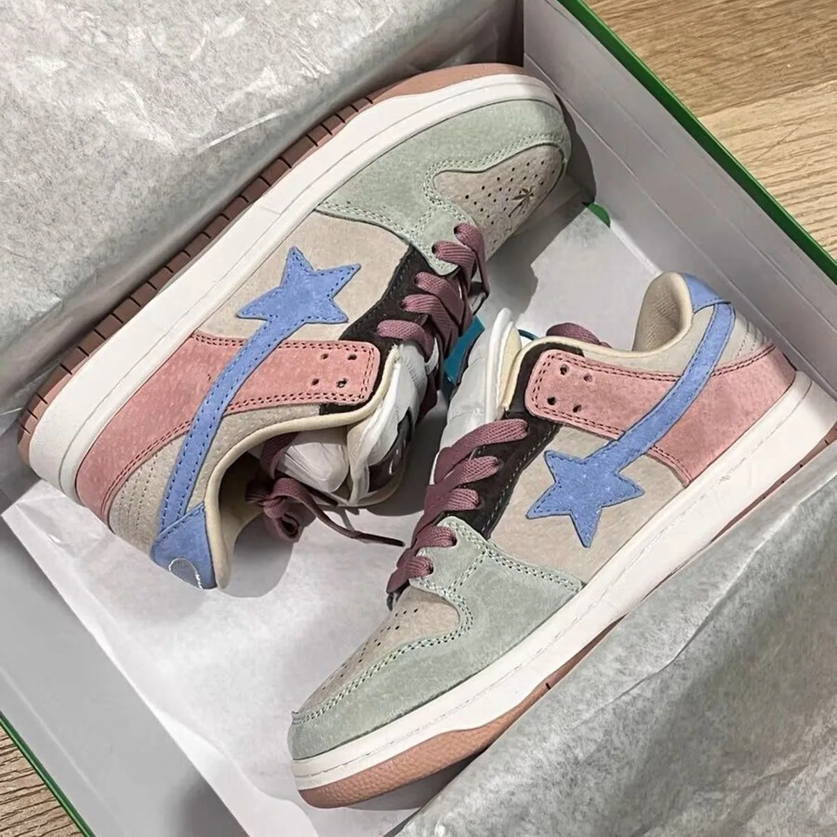 

2025 New Casual Sneakers Couple Versatile Platform Star Design Casual Shoes Sneakers Women Woman Designer Shoes