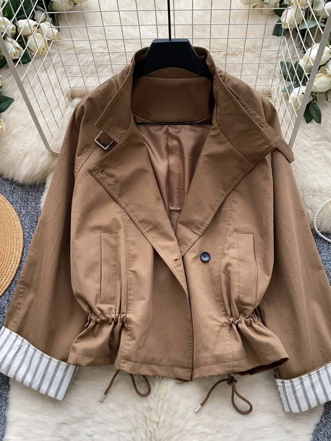 Khaki Short Coat Jacket Women's Loose Drawstring Waist Collar Commute Style Autumn Fashionable Versatile Outerwear
