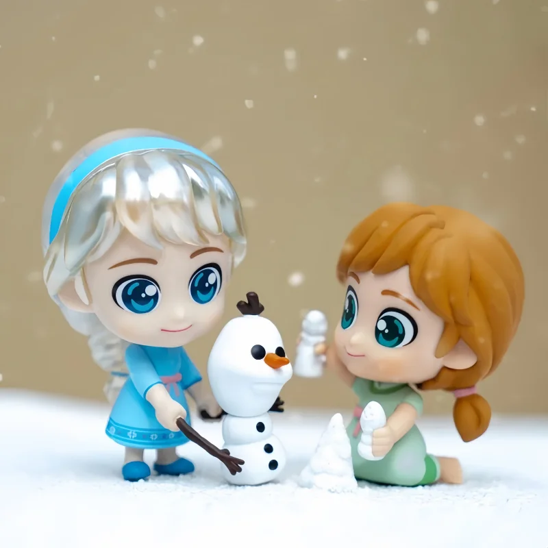 Gorąco sprzedający się Disney Frozen 2.0 Blind Box Elsa Young Anna Cosbi Ice And Snow World Collection Model Mystery Box Xmas New Year Gift