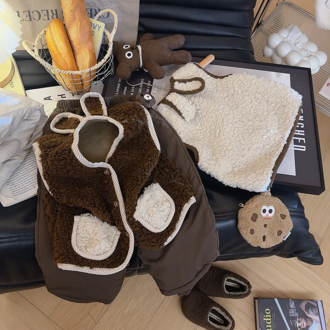 Autumn Winter Baby Lamb Wool Warm Waistcoat Girls Bunny Ears Plush Vest Single Breasted Layer Child Warm Fashion Warm Coat