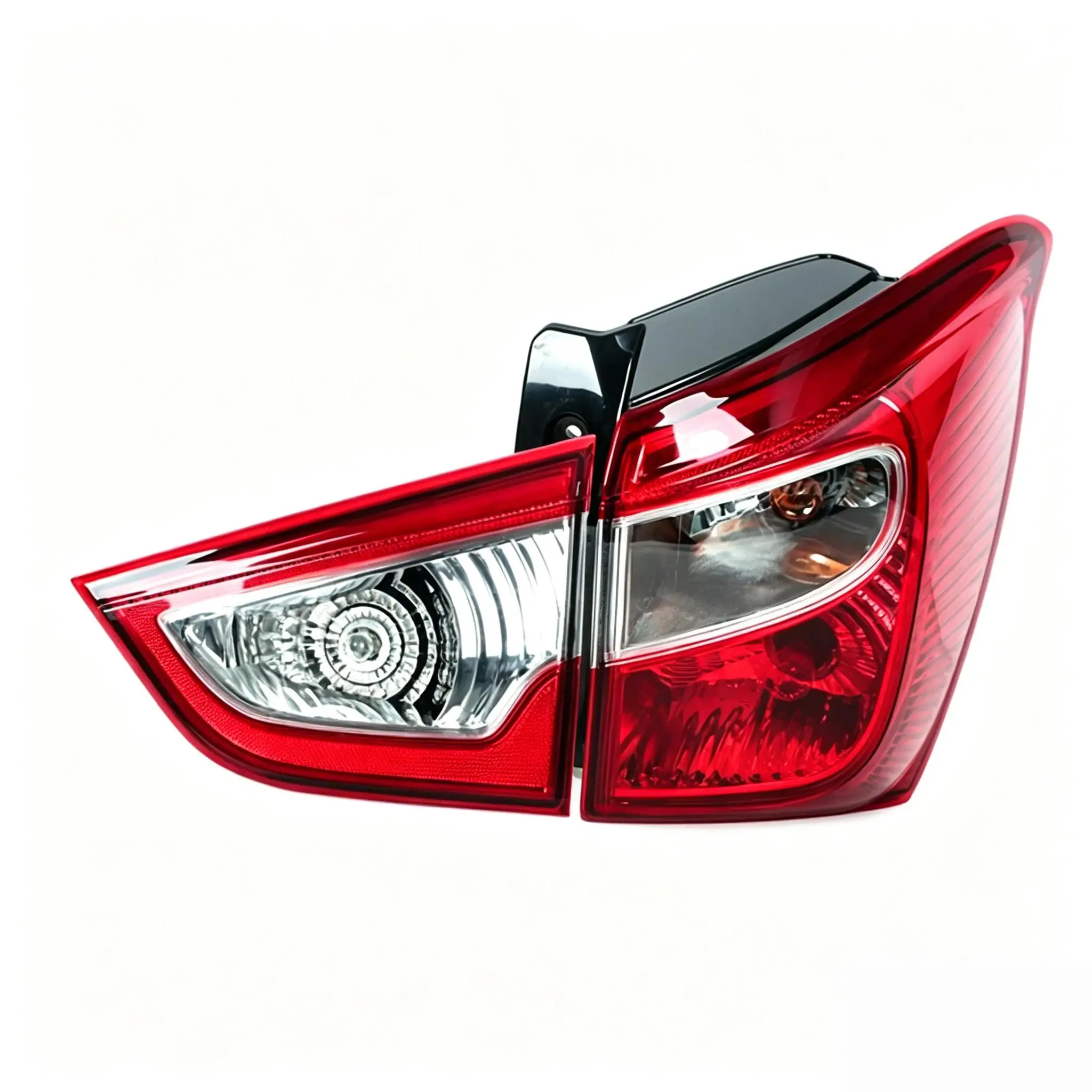 For Suzuki S-Cross S Cross 2014 2015 For SX4 2016 Car Rear Tail Light Tail Brake Lamp With Halogen Bulb Taillamp Taillight