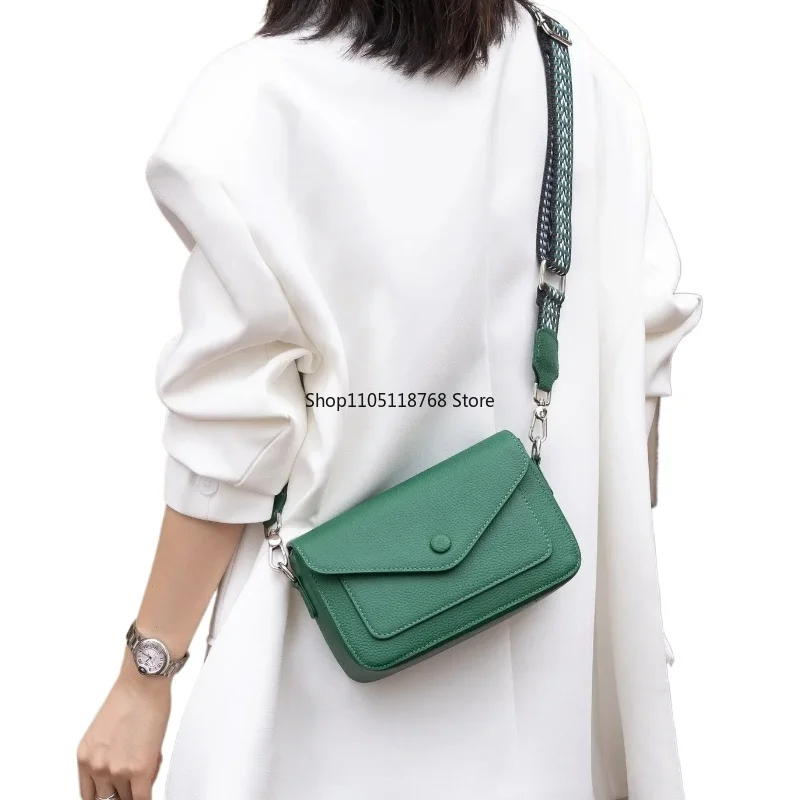 

Кожаная женская маленькая сумка через плечо для телефона, легкая трансформируемая с точной роскошной строчкой