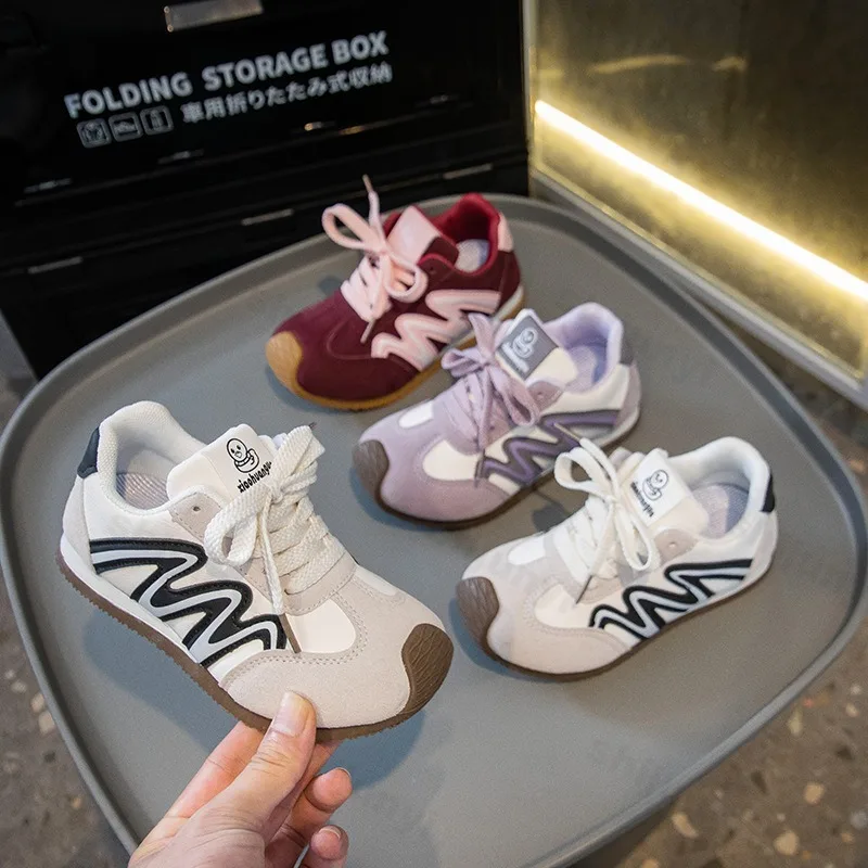 

Children's Fashion Trend Low Top Casual Sports Shoes 2025 Autumn New Boys' Comfortable Versatile Non Slip Lace Up Niche Sneakers