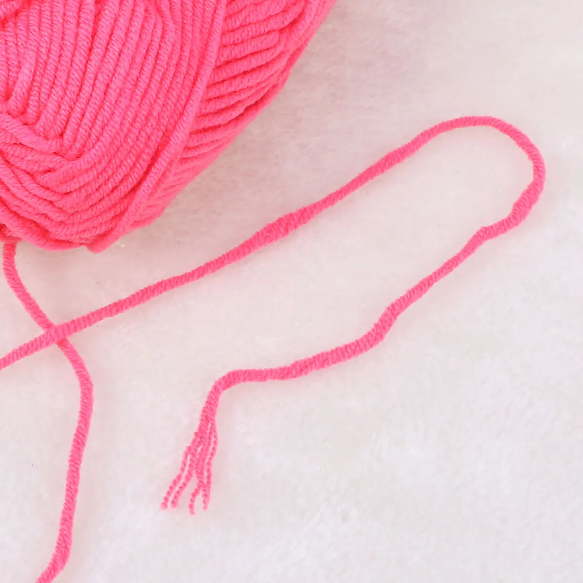 

50 G Milk Cotton Yarn for Crocheting Pink Chunky Hand Knitting Bulky Thick Cream