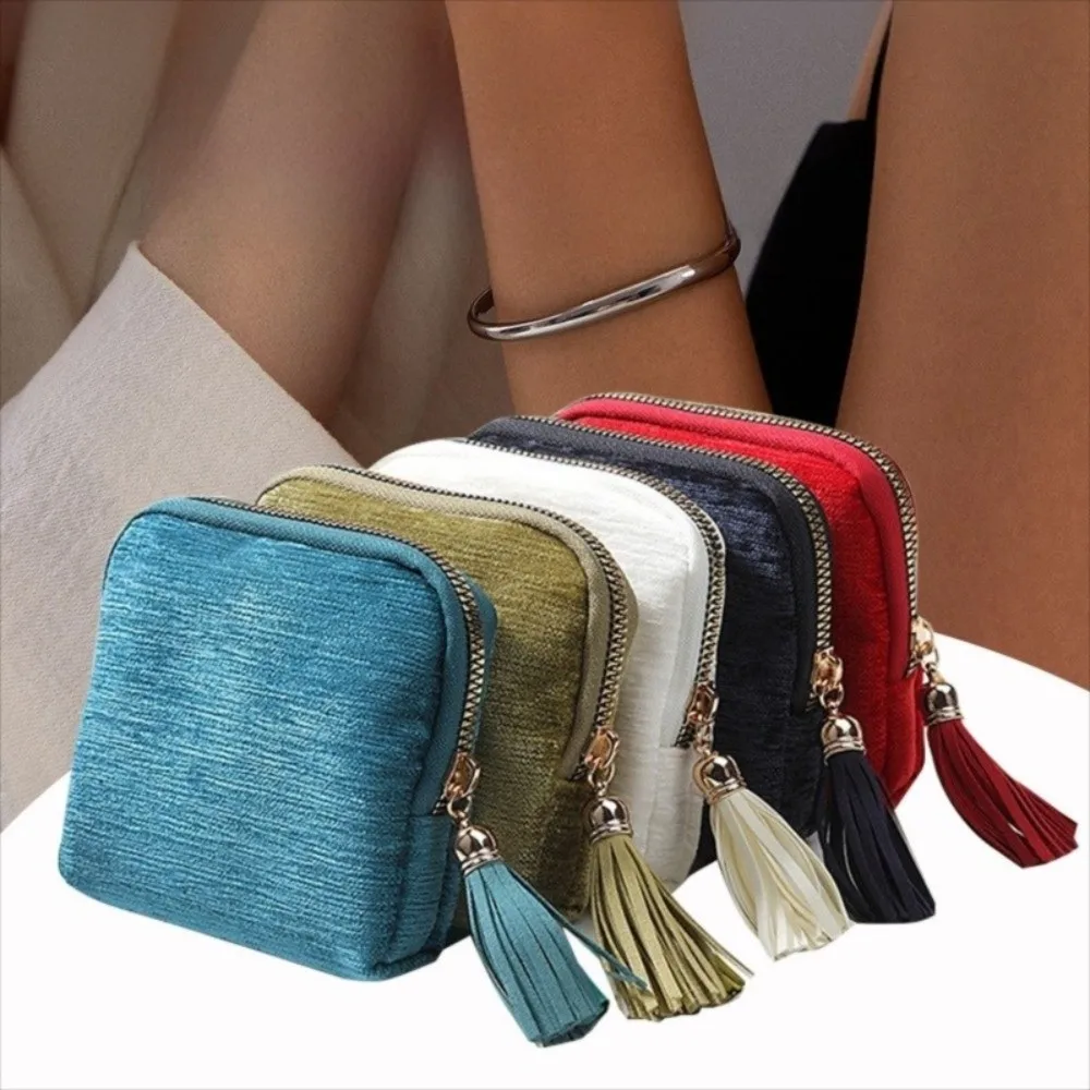 フランネルトラベルジュエリーケースミニ、コンパートメント付きジュエリーオーガナイザー、タッセルジッパー付きポータブルジュエリー収納ポーチ