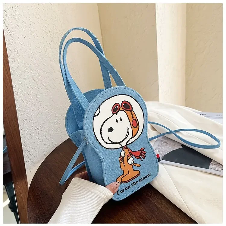 ใหม่ Snoopy กระเป๋าถือการ์ตูนขนาดกะทัดรัดนักเรียนน่ารักกระเป๋าถ้วยน้ํากระเป๋าส่วนบุคคล crossbody ที่เก็บโทรศัพท์มือถือความคิดสร้างสรรค์