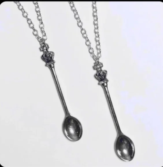 20pcs New Fashion Necklace crown spoon Pendants Short Long Women Men Colar Gift Jewelry Choker