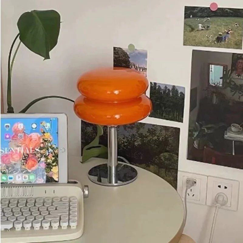 Lámpara de mesa con tarta de huevo para niñas, luz suave de bajo consumo, bonita lámpara de mesa de cristal, lámpara de escritorio USB para dormitorio, botón pulsador USB
