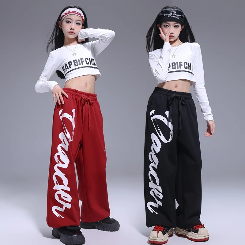Costume de danse Jazz pour enfants, tenue de scène Kpop, haut court blanc, pantalon rouge, vêtements d'entraînement de danse de rue, vêtements de danse urbaine 1703