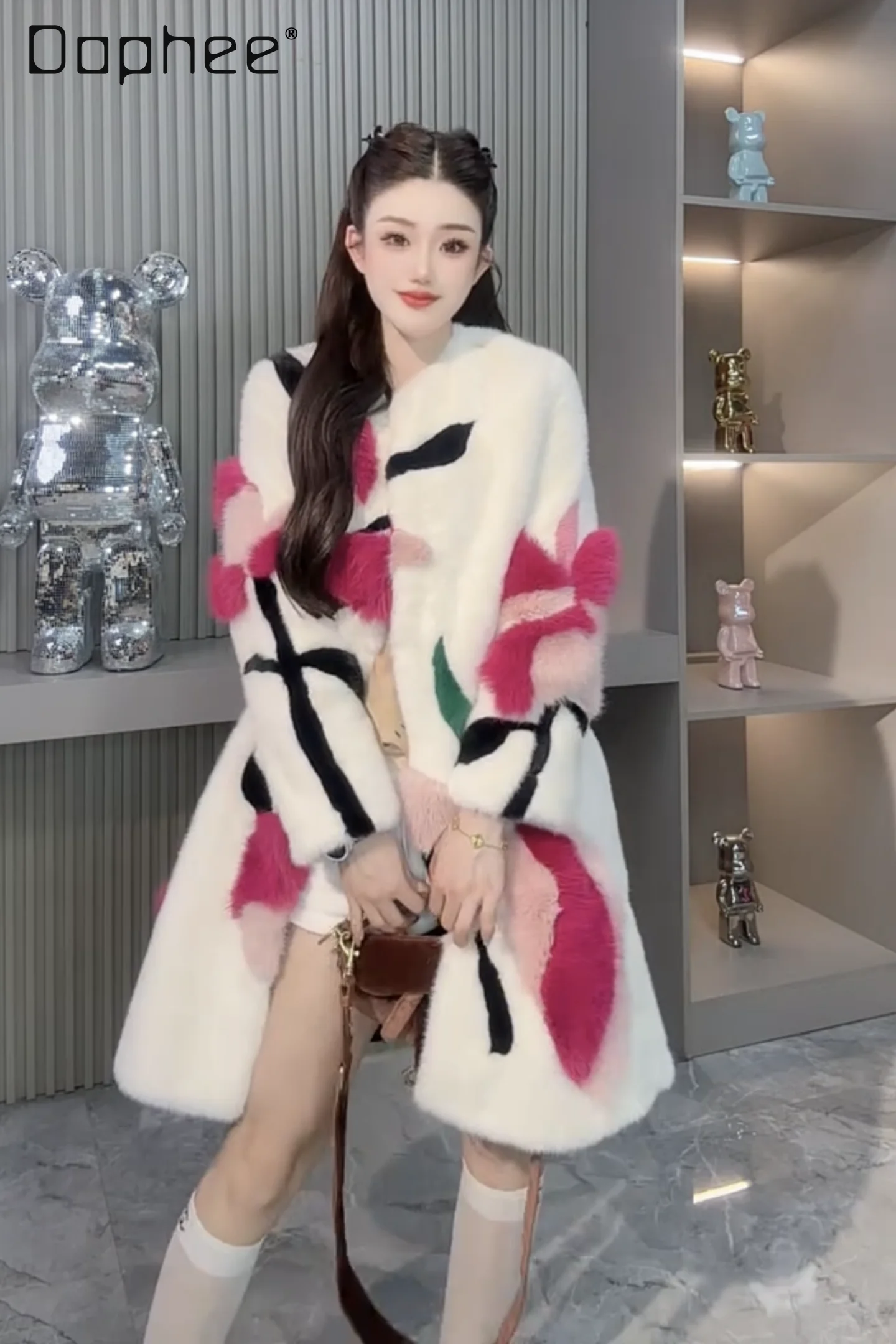 

2025 Winter New Faux Fur Coat Women Mid-Length Round Neck Over-the-Knee Faux Mink Fur Coat Women Winter Jacket
