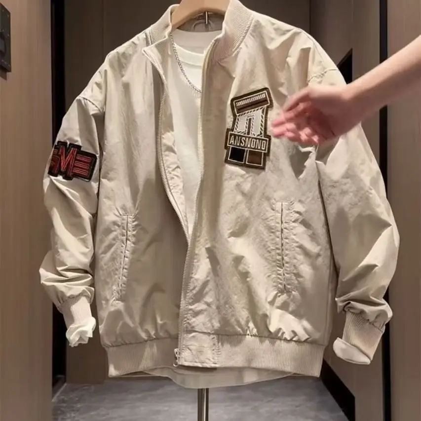 Cappotto Jaet da baseball da uomo Faionable Primavera Autunno Nuova lettera Sle Pr Poliestere Stand Fit Capispalla per giovani