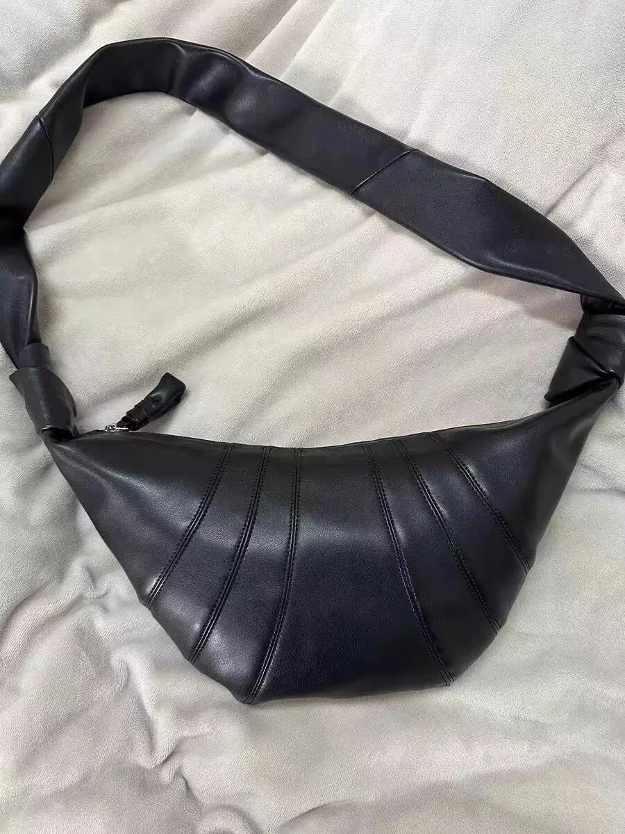 حقيبة كتف عصرية للشباب على شكل زلابية من الجلد الناعم بسعة كبيرة للتنقل اليومي في فصلي الخريف والشتاء