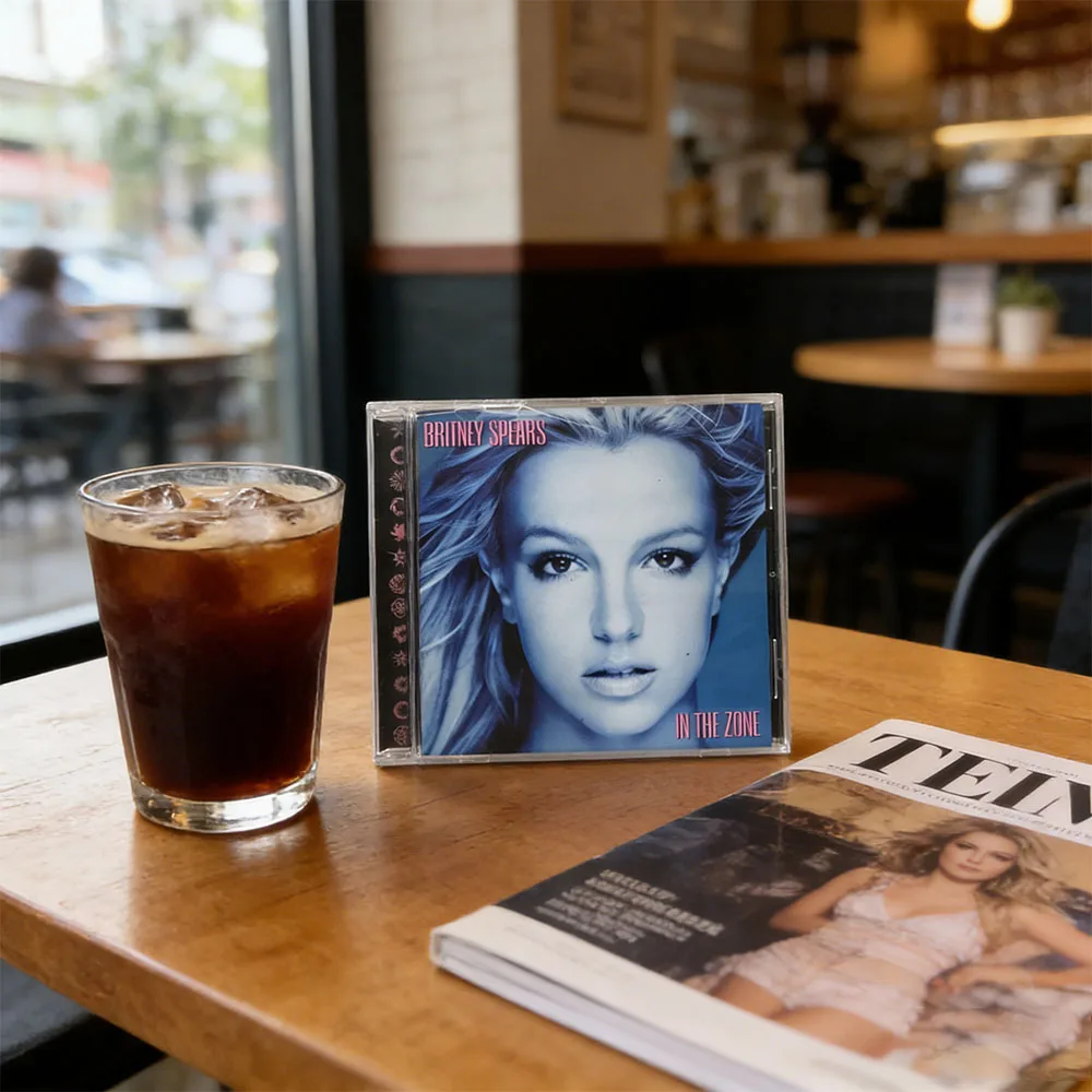 

CD It Integrates Elements of Electronic, Dance, R&B, and Middle Eastern Music, with Avant-garde Production Full of Futurism.