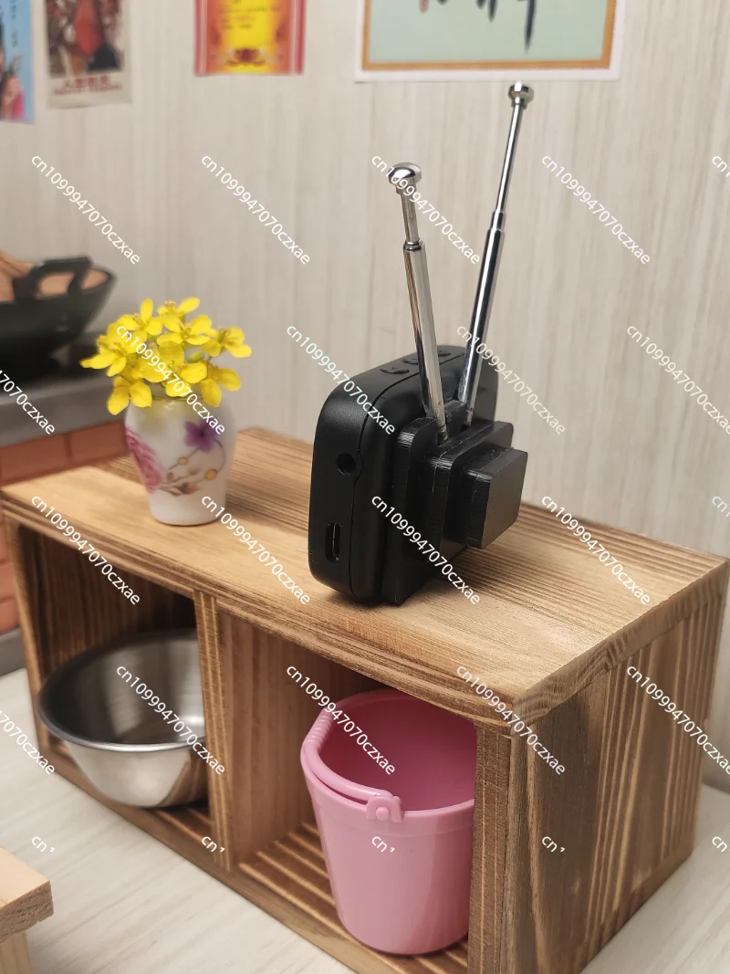 Retro Mini Touch Screen TV Model Dollhouse Furniture Decor Custom Display Content Toy