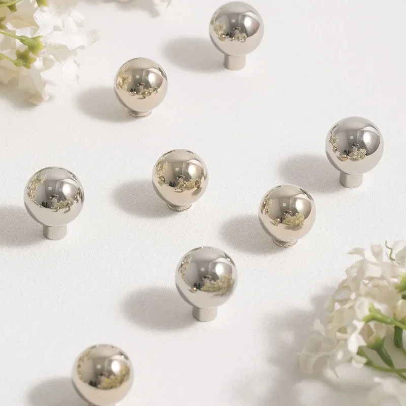 Solid Single Hole Pull Brass Knob Round Ball Modern Minimalist Chrome Silver Drawer Door Knobs Kitchen Cabinet Handle Furniture
