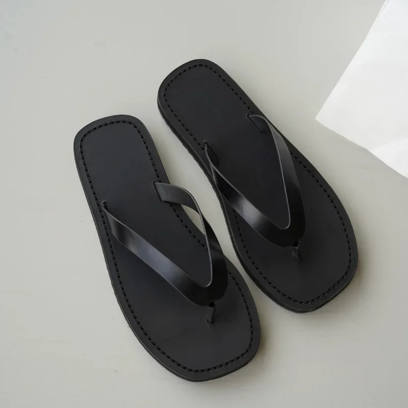 Summer New Niche Flip-flops Flat Simple Casual Beach Sandals Women Slippers