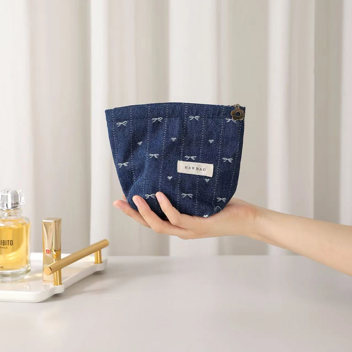 Borsa per il trucco in tessuto per ragazza con fiocco da cowboy retrò in tela Borse portaoggetti portatili per cuscini per la cura della pelle