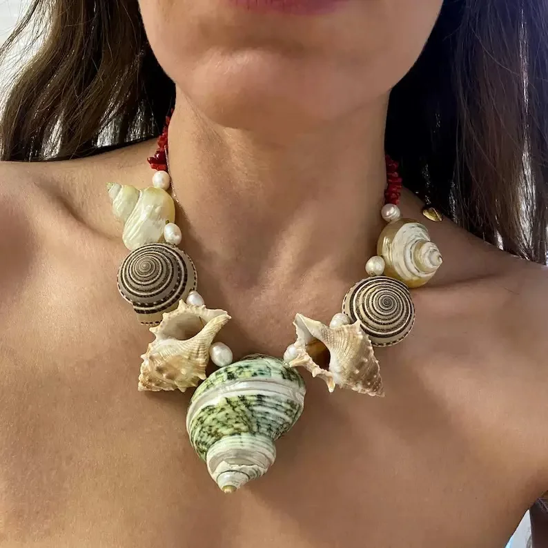 2025 جديد شل الشاطئ قلادة المرأة الإكسسوارات المرجان محارة الخرزة مجوهرات سحر ارتداء اليومي هدية عيد فتاة باردة بوهيم #1