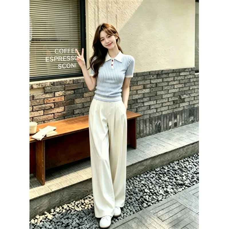 

Chic Summer Morning Short Sleeve Knitted Shirt Women's Overhead Striped Pattern Regular Fit Fashionable Ensemble