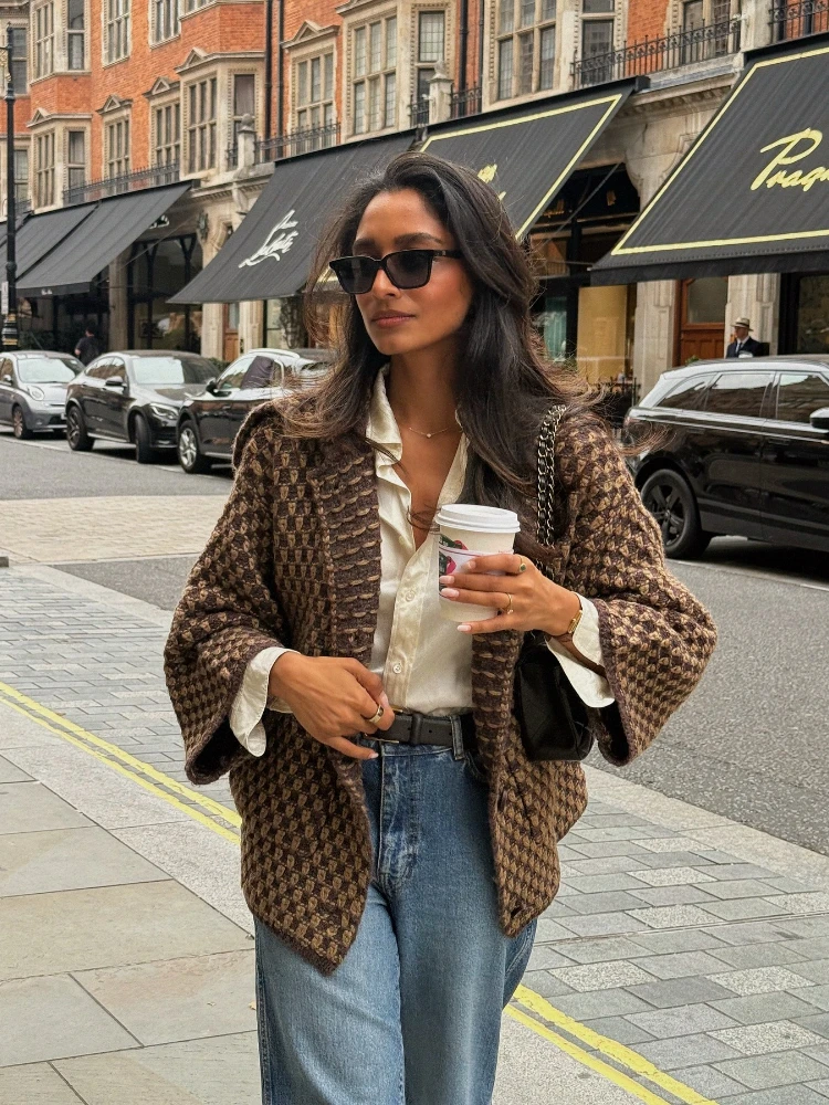 

Woman's Oversized Knit Jacket with Textured Fabric Lapel Collar Long Sleeves Knit Cardigan Sweater Coat New Female Chic Outfit