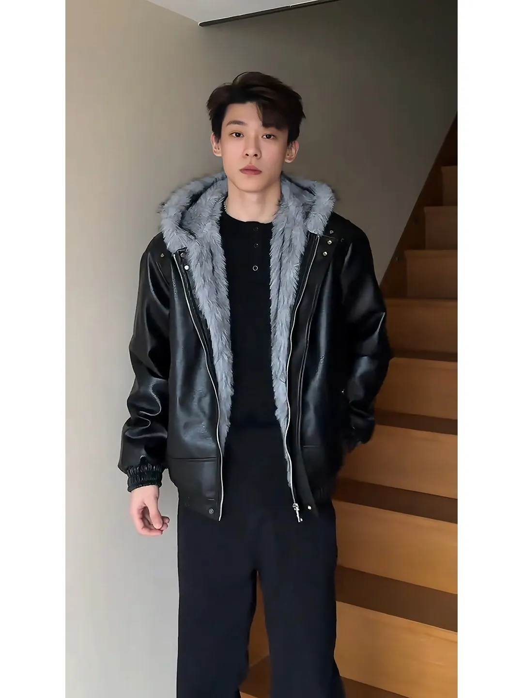 

Мужская куртка из черной искусственной кожи с меховым воротником, утепленная, повседневная, приталенная, с длинными рукавами, стандартной длины, однотонная