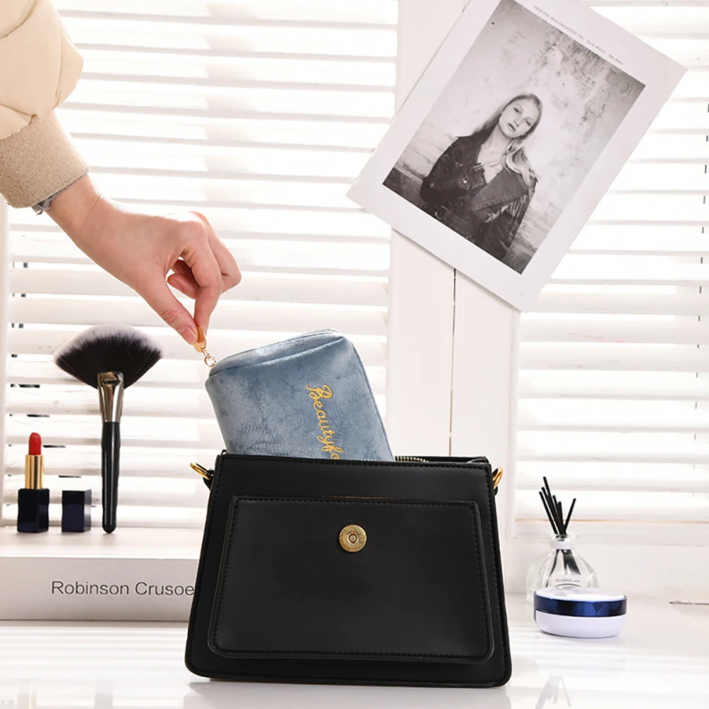 Portable Zipper Mini Handbags Cosmetic Bags Velvet Makeup Bags Lipstick Pouch